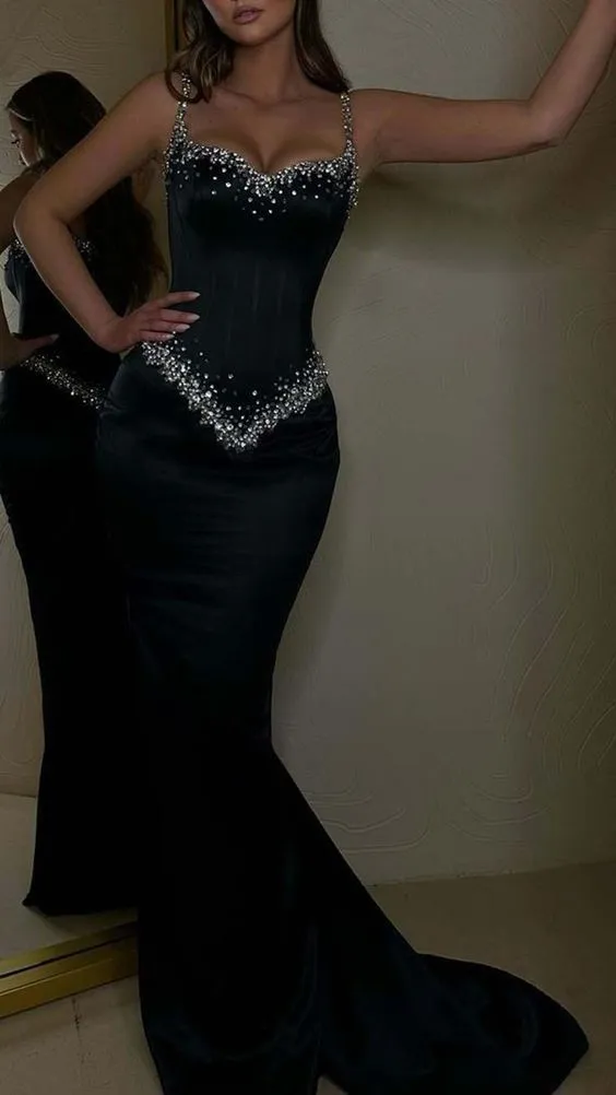 Black Beading Spaghetti Strap Elegant Sleeveless Mermaid Prom Dress Eveing Gown SH1048