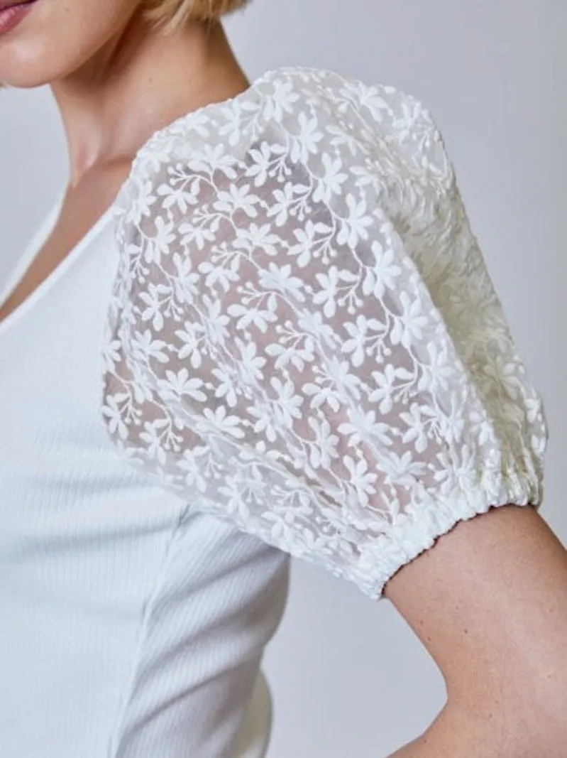 Petal Puffed Short Sleeve Sweater Top