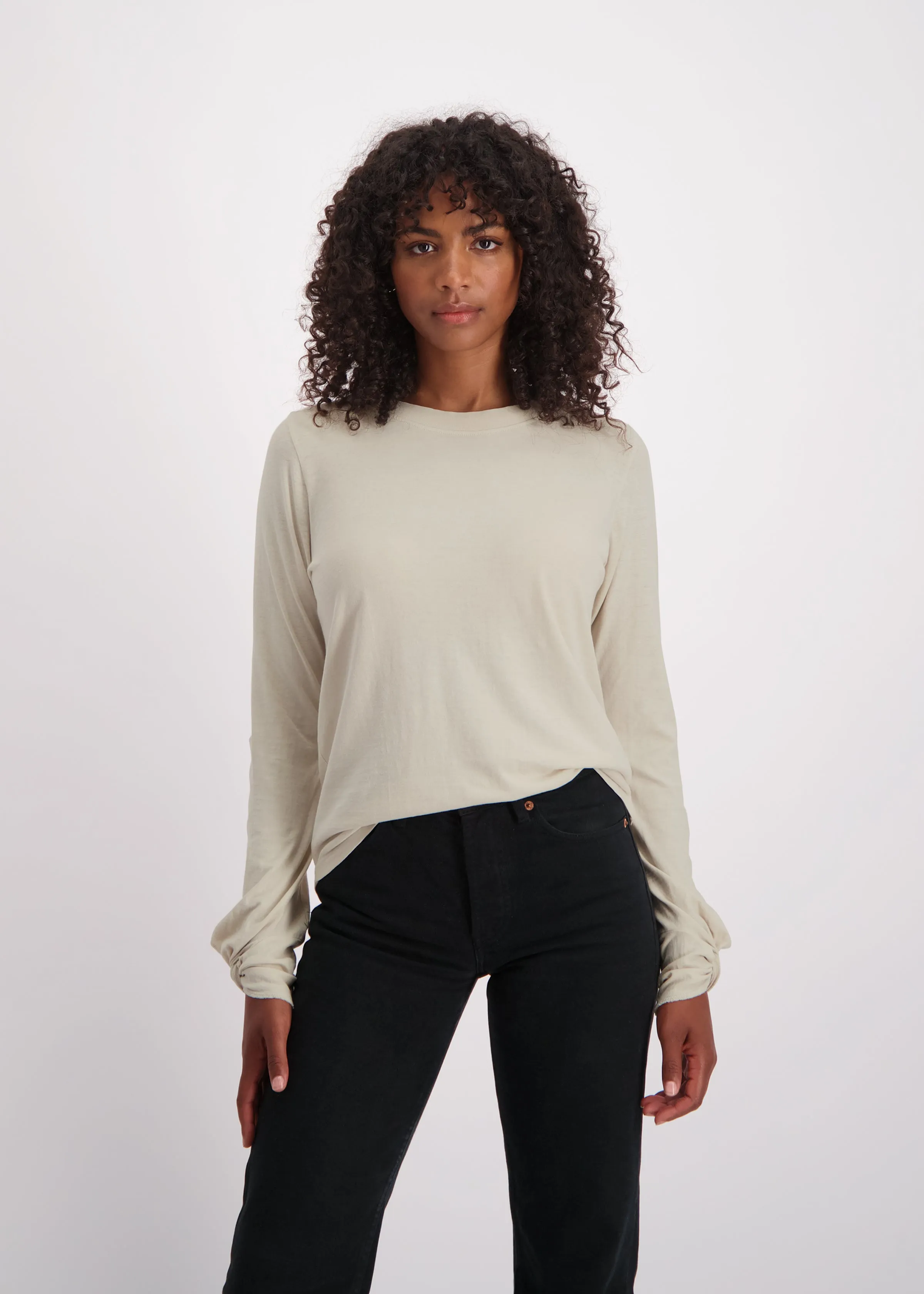 The Linn Crew-Neck Long-Sleeve - Pebble